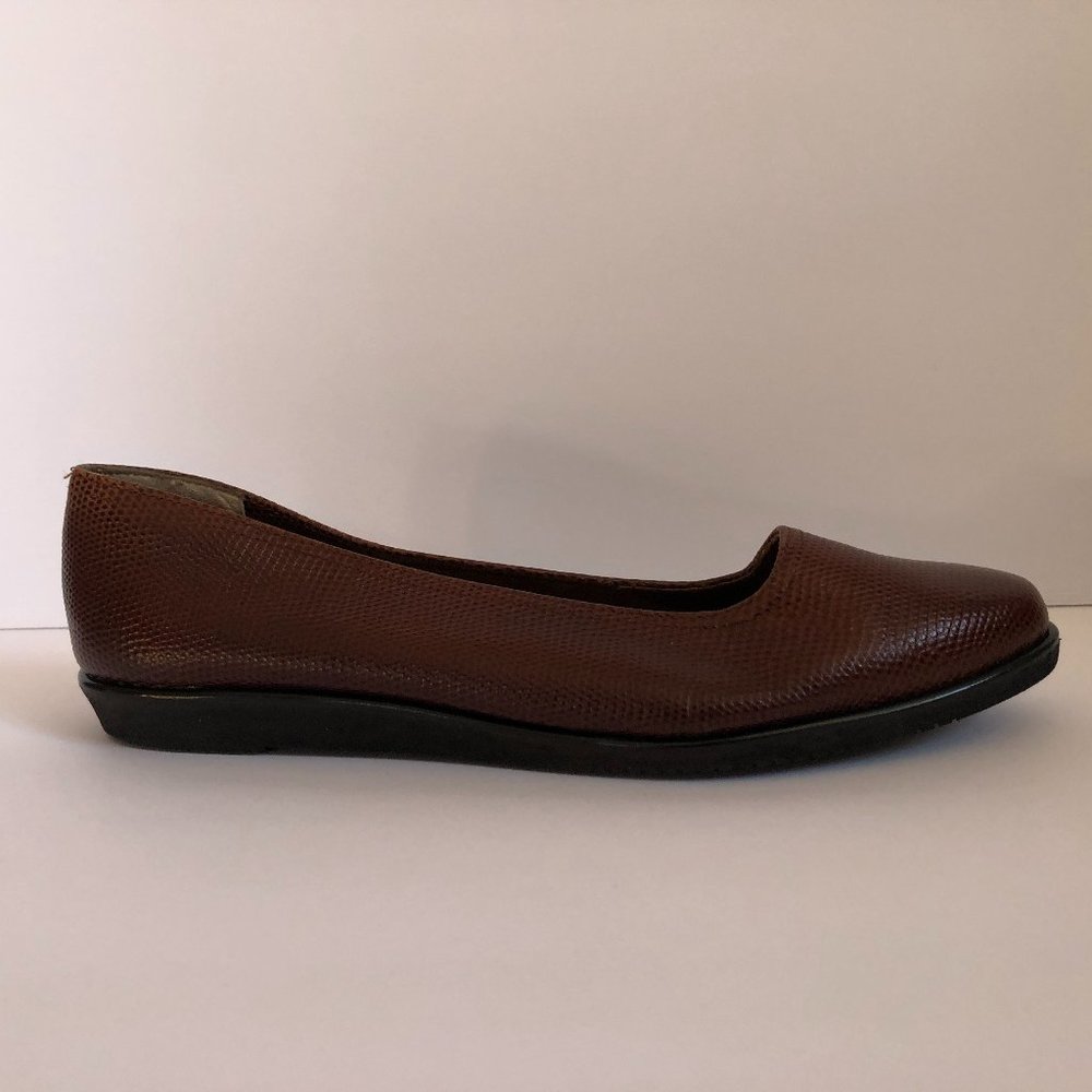 Ferragamo Flats Size 6